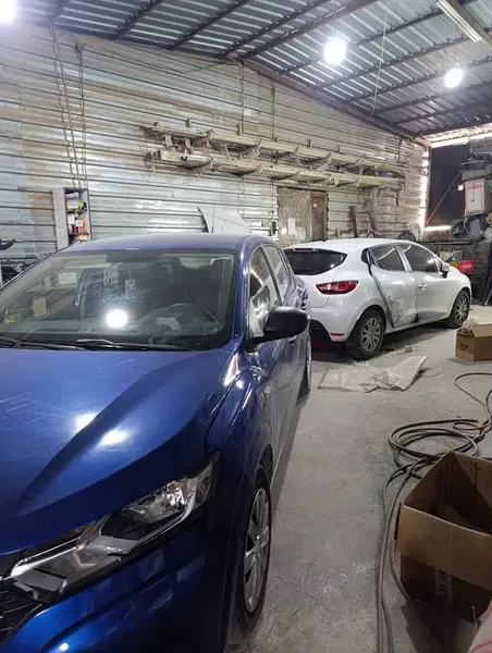 YAREN OTO SERVİS KAPORTA BOYA MEKANİK ELEKTRİK TAMİR BAKIM CAM Kirko KİLİT TAMİR - Photo 3