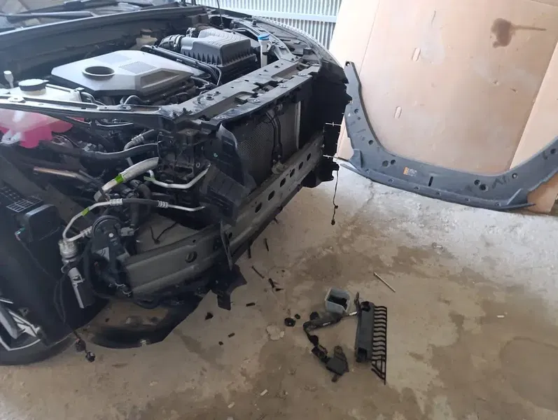 YAREN OTO SERVİS KAPORTA BOYA MEKANİK ELEKTRİK TAMİR BAKIM CAM Kirko KİLİT TAMİR - Photo 5