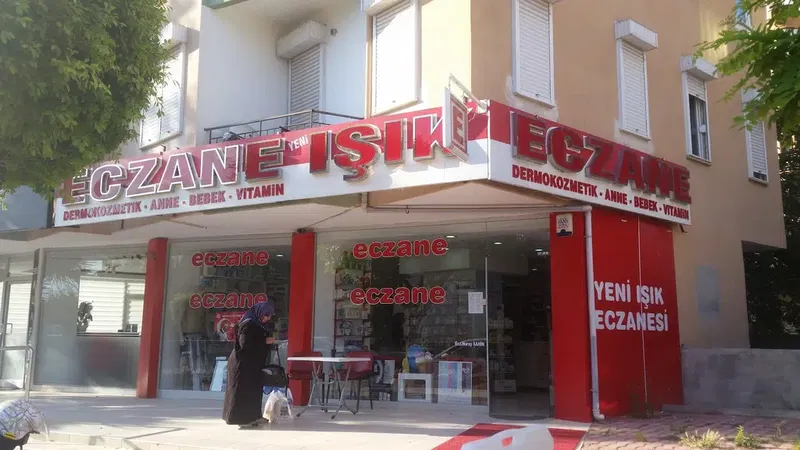 Yeni Işık Eczanesi - Photo 3