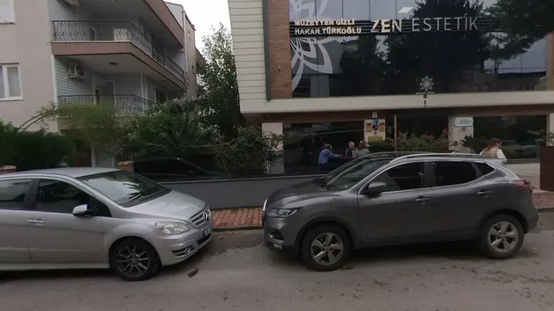ZEN ESTETİK ve AKADEMİ - Photo 4