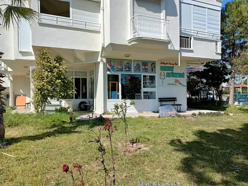 Zübeyde Yavuz Sanat Atölyesi - Photo 3