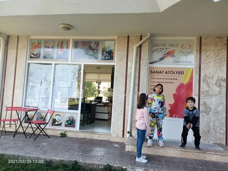 Zübeyde Yavuz Sanat Atölyesi - Photo 8