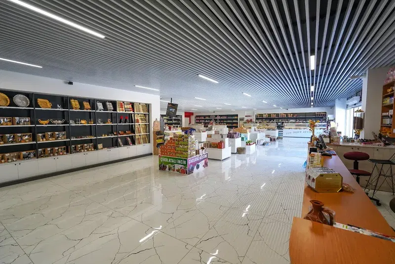 Çersan Kuruyemiş Üretim Noktası ve Satış Mağazası - Photo 3