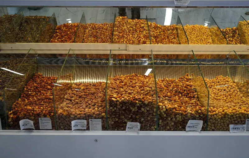 Çersan Kuruyemiş Üretim Noktası ve Satış Mağazası - Photo 9