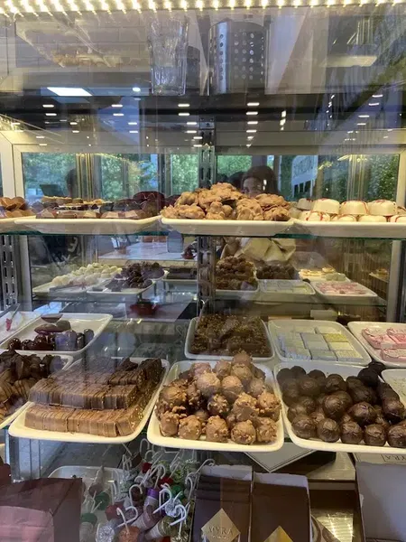 Çikolata Evim Döşemealtı - Photo 3