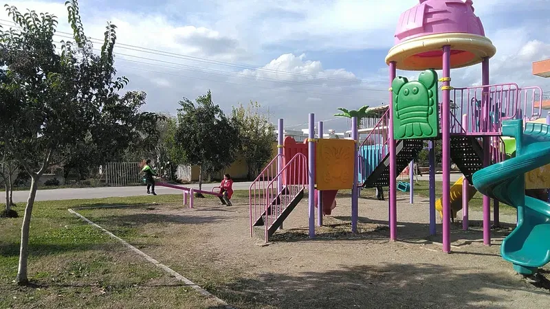 Çocuk Parkı - Photo 4