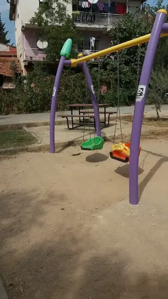 Çocuk Parkı - Photo 3