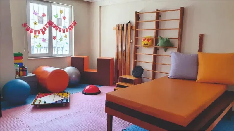 Öykü Akdeniz Özel Eğitim Rehabilitasyon - Photo 7