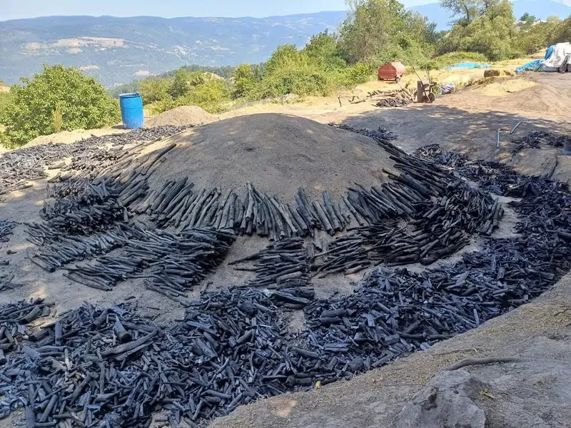 Öz Aksoy Kömürcülük Odun deposu - Photo 6