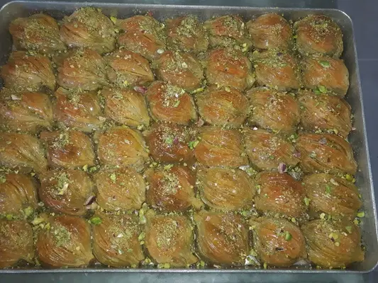 Öz Antepli̇oğlu Baklava Altintat Lokma
