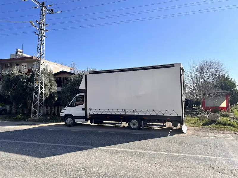 Öz Manavgat Nakli̇yat Asansörlü Taşimacilik - Photo 7