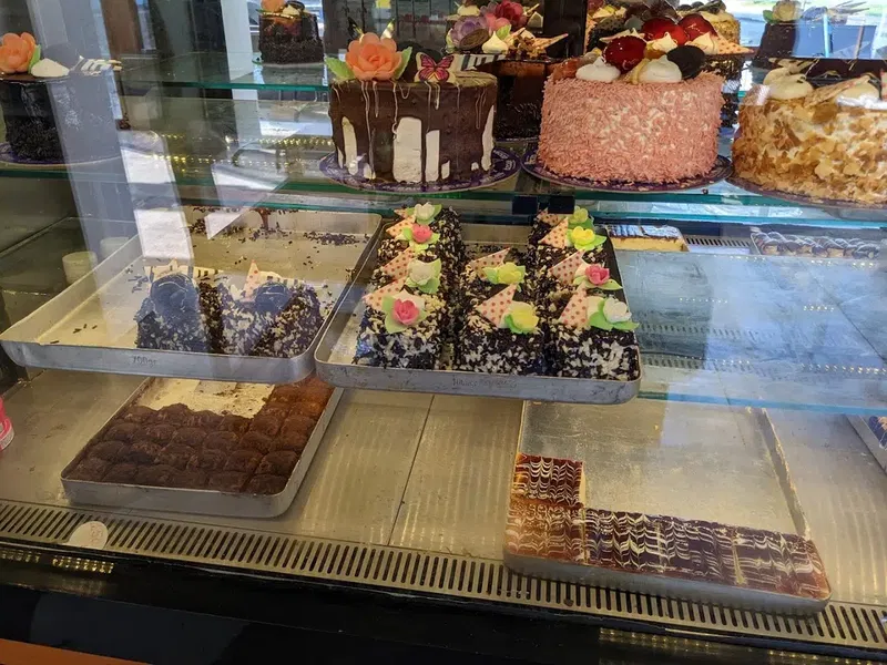 Özcan Ekmek - Photo 5