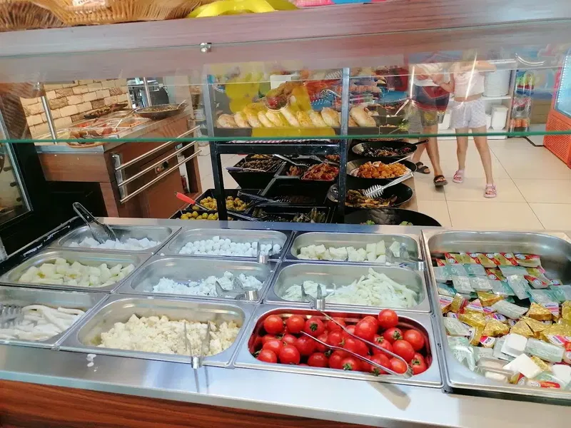 Özdeniz Simit Fırını - Photo 5