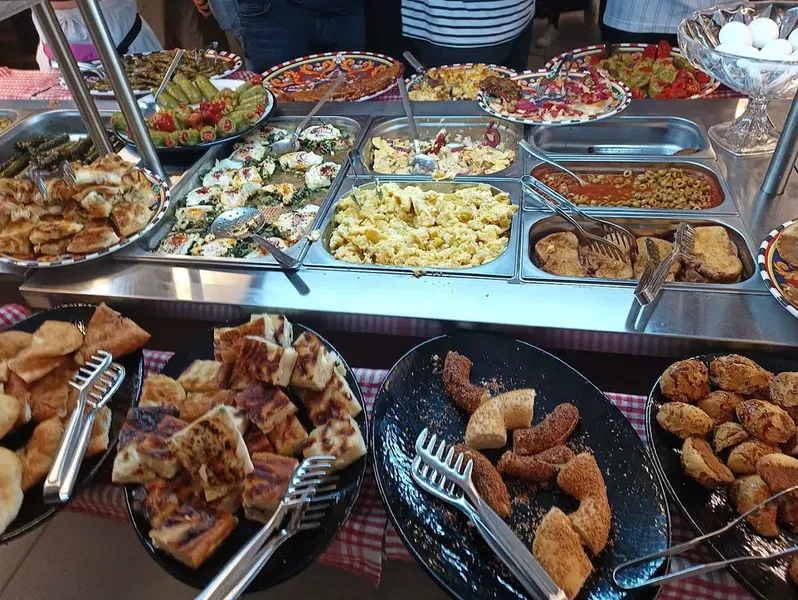 Özdeniz Simit Fırını - Photo 9