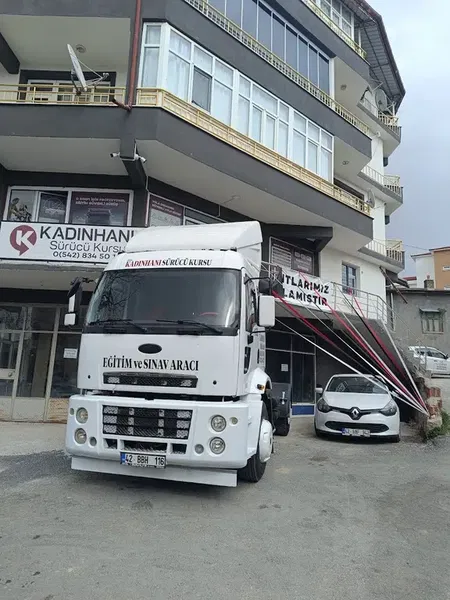 Özel Haskadinhani Sürücü Kursu - Photo 4