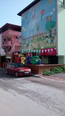 Özel Sevgi Çiçekleri Kreşi