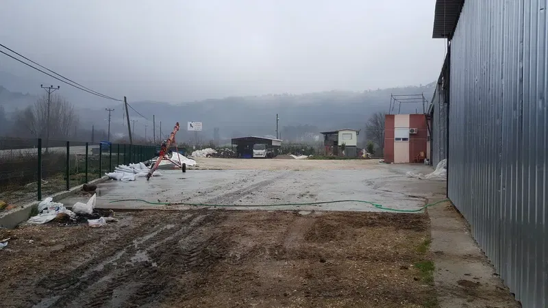 Özen Ti̇caret - Photo 2