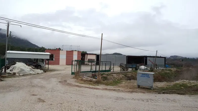 Özen Ti̇caret - Photo 6