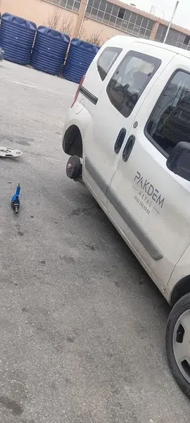 Özerdem Oto Lasti̇k - Photo 3
