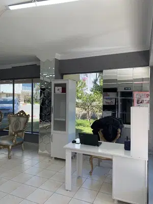 Özgülmk Esteti̇k & Güzelli̇k