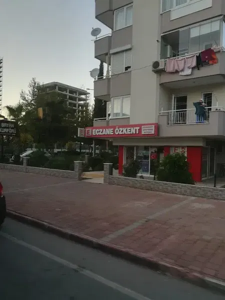 Özkent Eczanesi - Photo 2