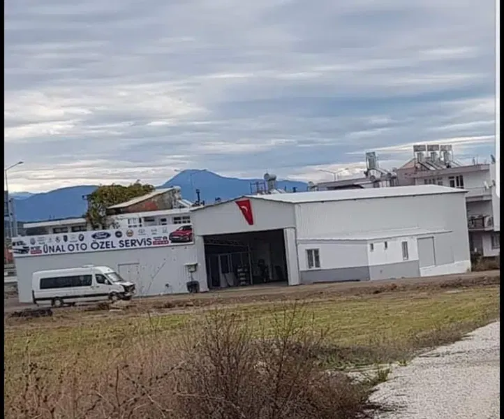 Ünal Oto Özel Servis - Photo 3