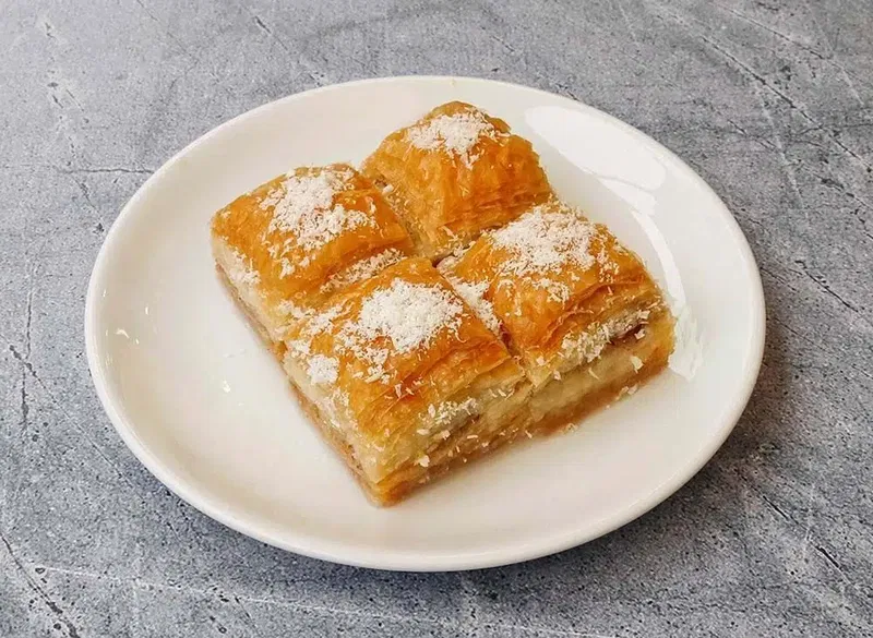 Üstüneller Baklavacısı - Photo 9