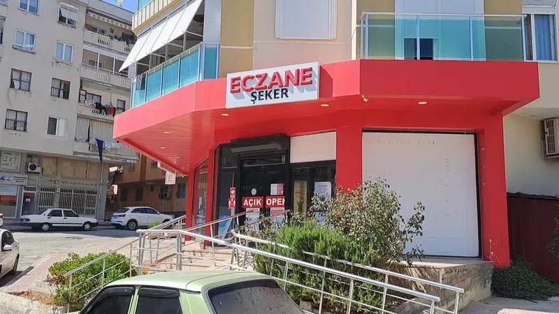 Şeker Eczanesi - Photo 4