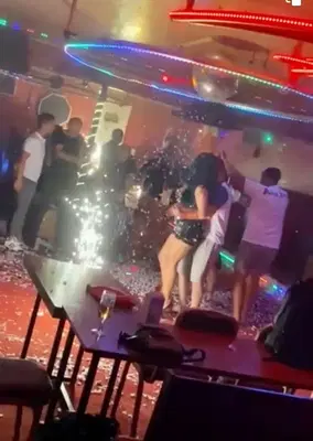 Şelale Müzikhol